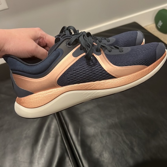 Chargefeel Low Women’s Workout Shoe - Picture 8 of 15